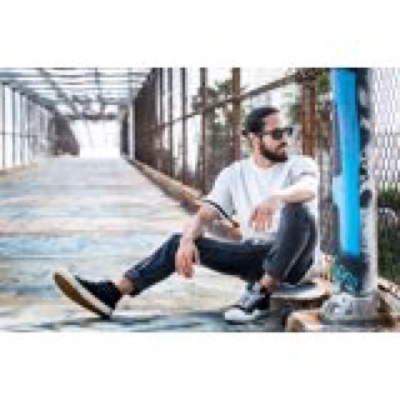 Bose Sunglasses - Picture 3 of 4